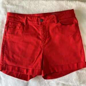 Vero Moda Hot Seven Stretch Mid Rise Slim Red Shorts Size Large